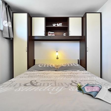 Aspalathos Dream Apartment سبليت الغرفة الصورة